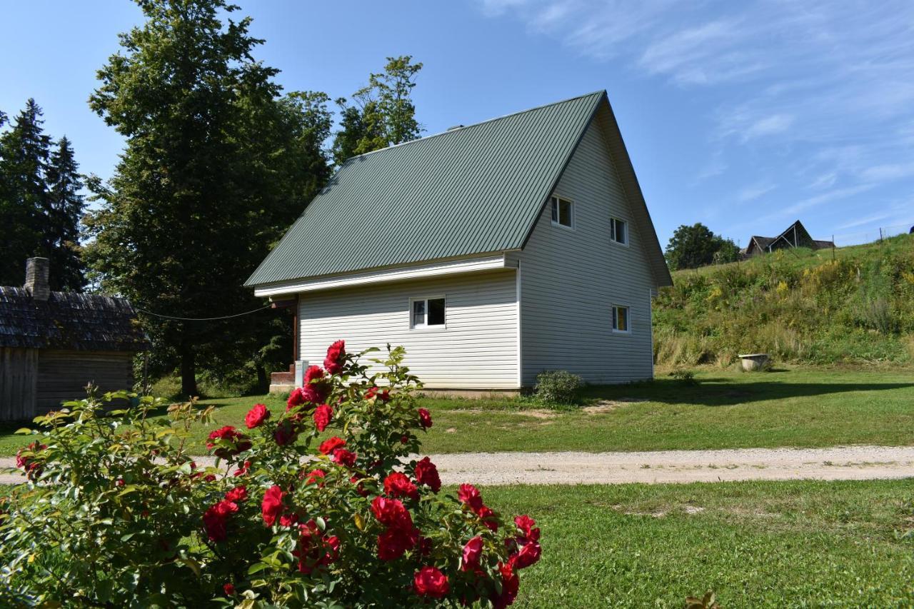 Joeniidu Holiday House Trolla Esterno foto